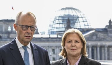 Germany's Merz Says He’ll Push Ahead With Plan to Raise Pension Age