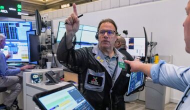 Markets today: Tech giants weigh on Wall Street; SpaceX swings higher; ASX set to rise