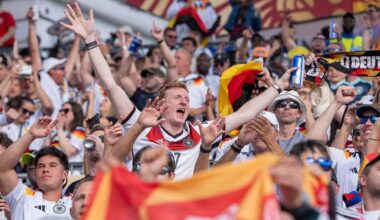 Epic golf trip, German soccer fan Freddy stunned by small-town Ohio in Cup travels, Sofia Vergara stops & MEAT