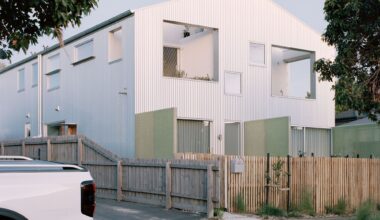 Shand Road Townhouse / Ys Housing