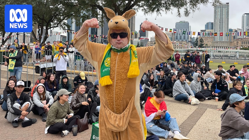 How Australians across the country watched the Socceroos and Paraguay World Cup match