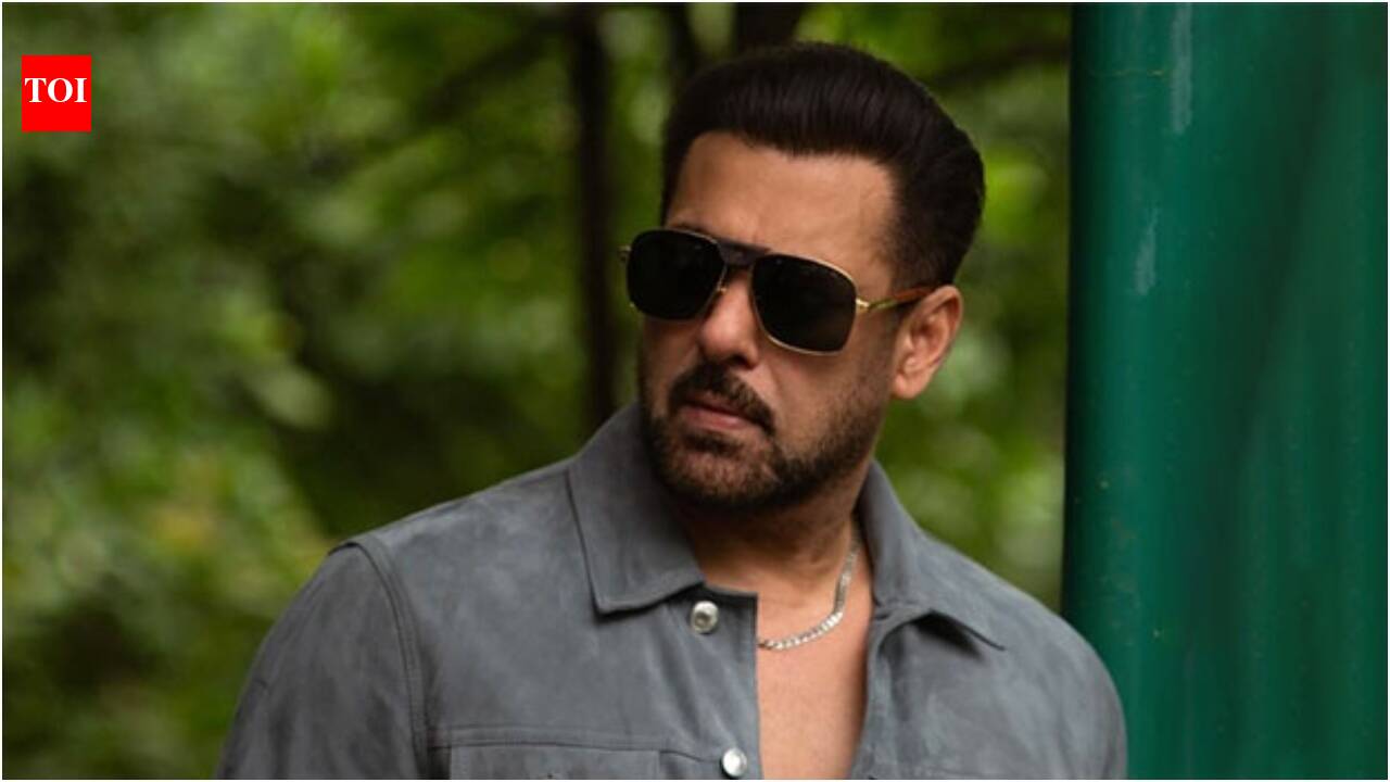 Salman Khan is moving out of Galaxy Apartments: A new six-storey sea-facing bungalow is on the way |