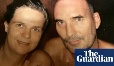 The moment I knew: After witnessing trauma at a refugee detention centre, we held each other and cried | Australian lifestyle