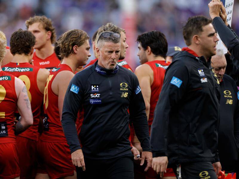 Once flag favourites, Damien Hardwick's Gold Coast are now battling just to make a wild card spot. Photo: Richard Wainwright/AAP PHOTOS