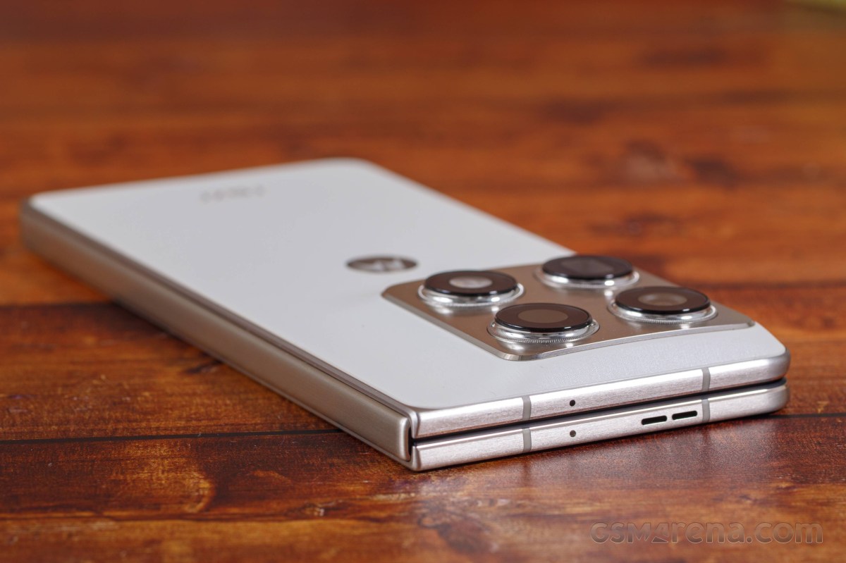Motorola Razr Fold review