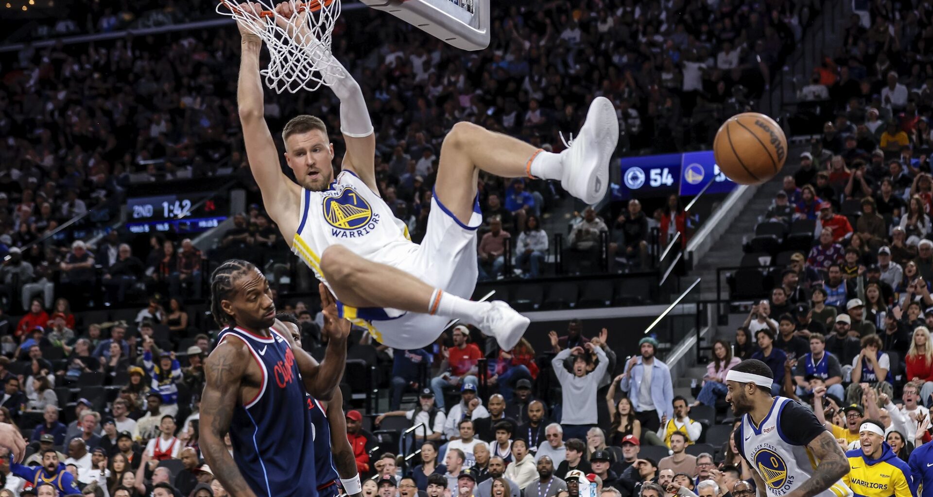 What Warriors’ Porzingis deal means for LeBron James, Anthony Davis
