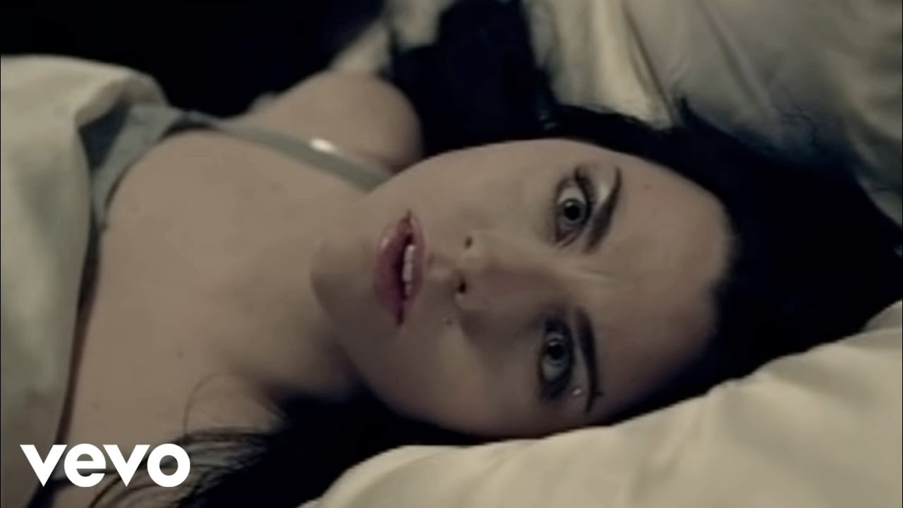 Evanescence - Bring Me To Life (Official HD Music Video) ft. Paul McCoy - YouTube