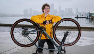 Michael Swift: Perth student breaks international cycling record raising funds for Leukaemia Foundation