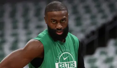 Jaylen Brown Reportedly Wants Celtics-Giannis Antetokounmpo Resolution In Next 48 Hours image