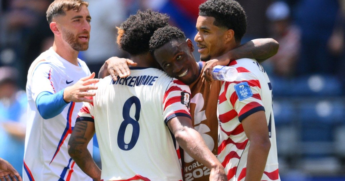 USA beat Australia 2–0 to book knockout spot at World Cup | World Cup 2026 News