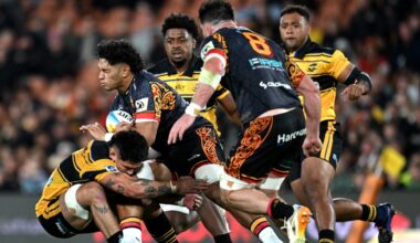 Hurricanes and Chiefs set up blockbuster Super Rugby Pacific final