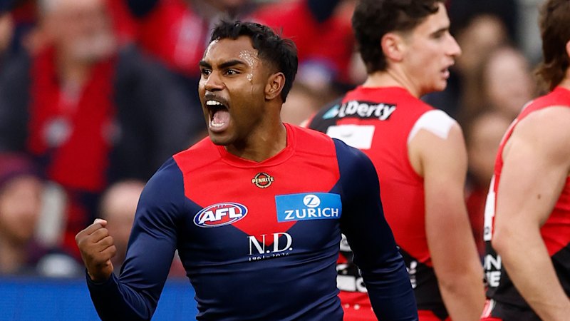 Melbourne vs Essendon LIVE: AFL round 14 2026, scores, results, odds, stats and start time from the MCG