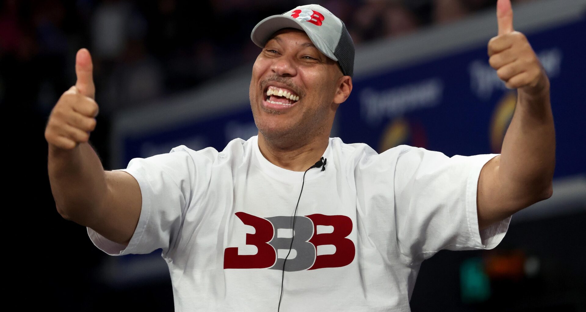 Watch LaVar Ball Campaign for T-Wolves to Sign Lonzo, LiAngelo After LaMelo Ball Trade with Hornets