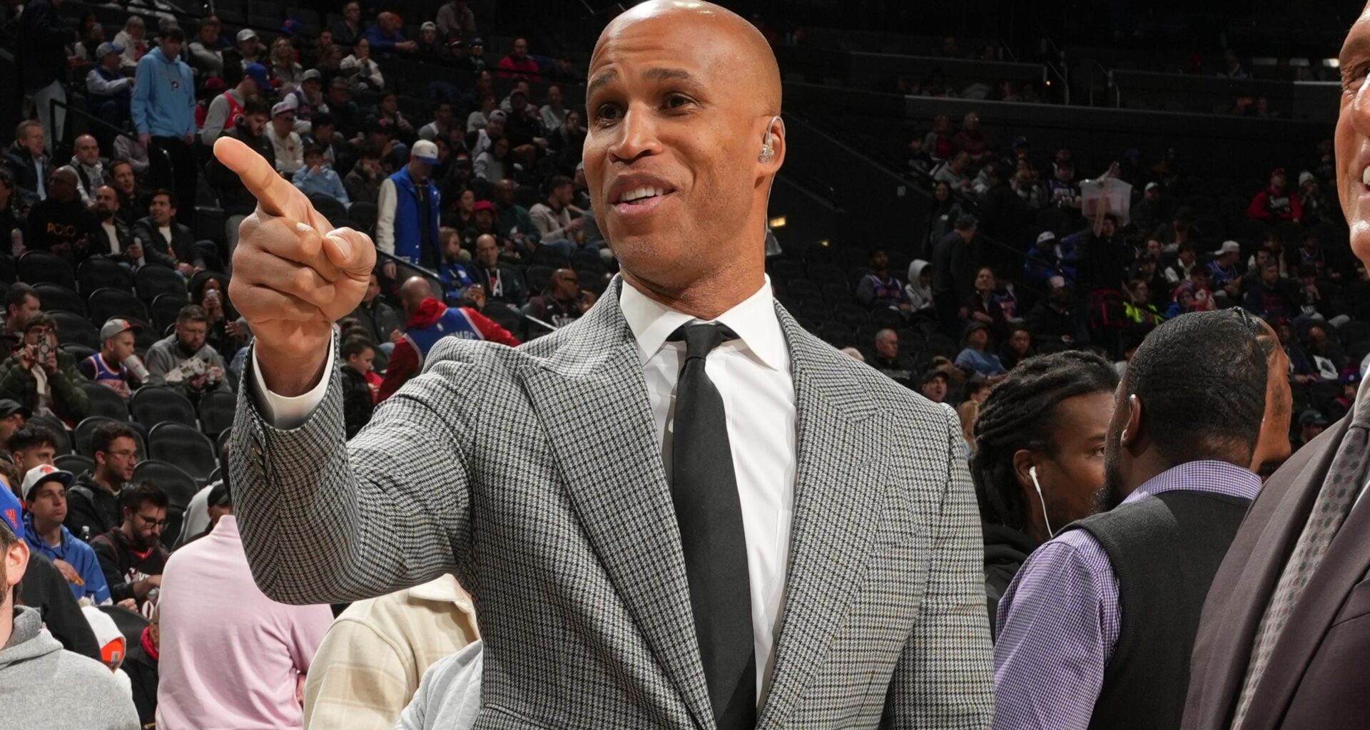 Richard Jefferson Jokes About LeBron James' Influence on Cavs Exit for Dwyane Wade in Funny Video