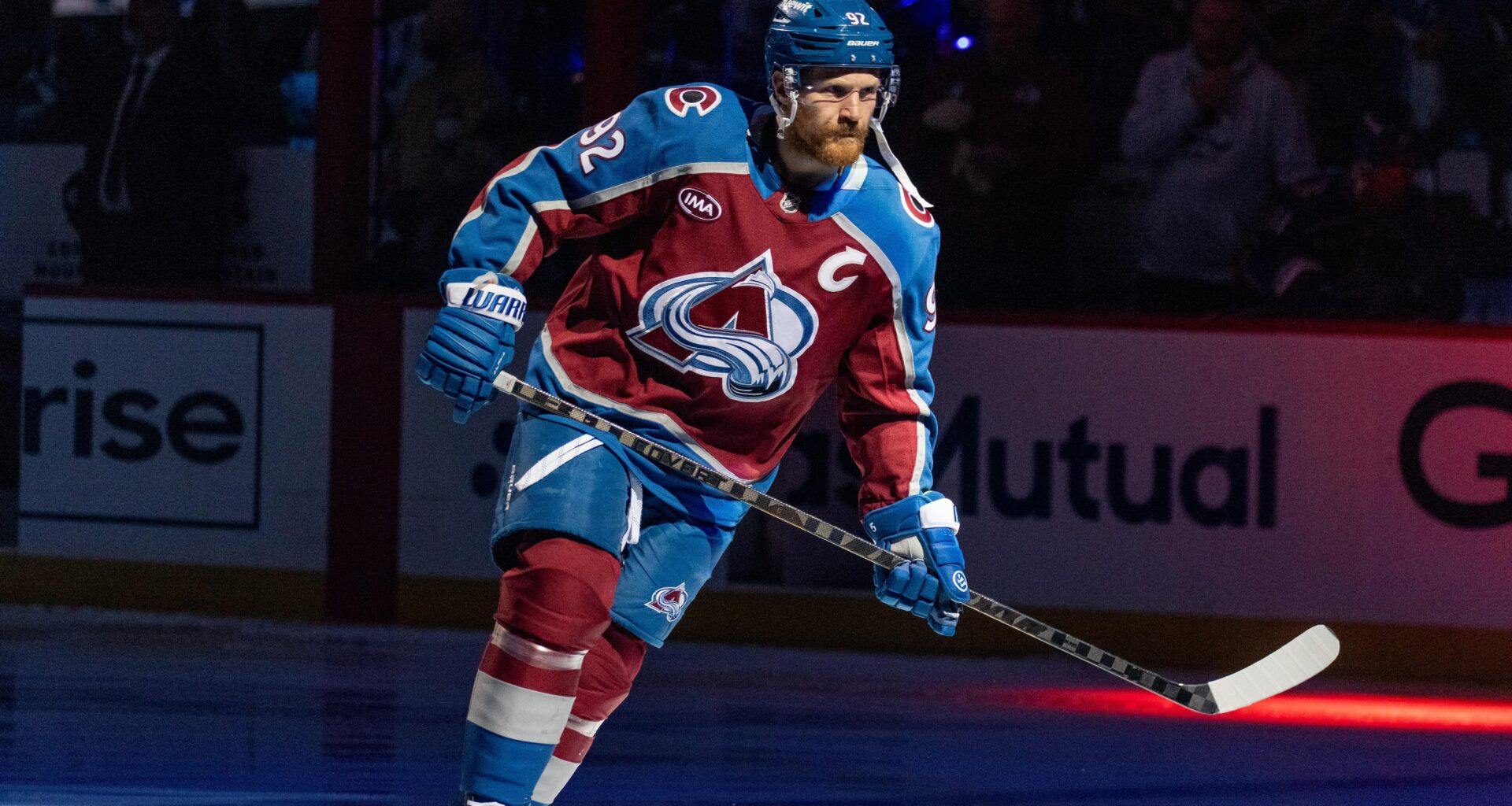 Avalanche's Gabriel Landeskog Wins 2025-26 NHL Bill Masterton Trophy After Injury Comeback