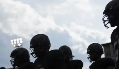 Silent Impact: What If Routine Hits Are Football’s Biggest Threat to the Brain? - News
