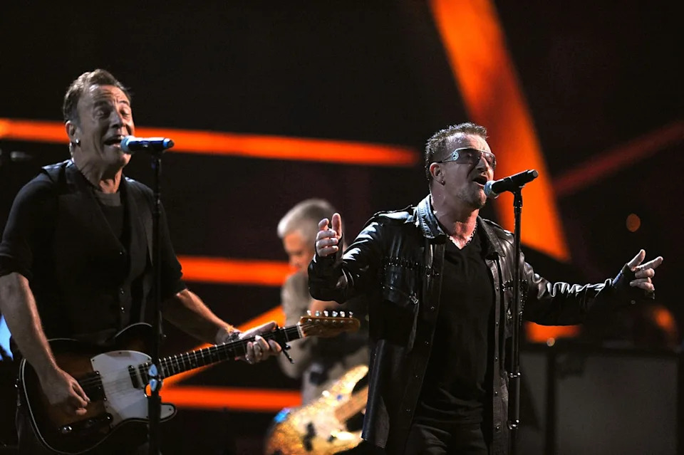 Springsteen and Bono performing in 2009 (Getty Images)