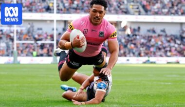 NRL live updates: Wests Tigers vs Penrith Panthers, Cronulla Sutherland Sharks vs St George Illawarra Dragons