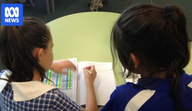 Year 3 NAPLAN tests stolen from FedEx van in Melbourne