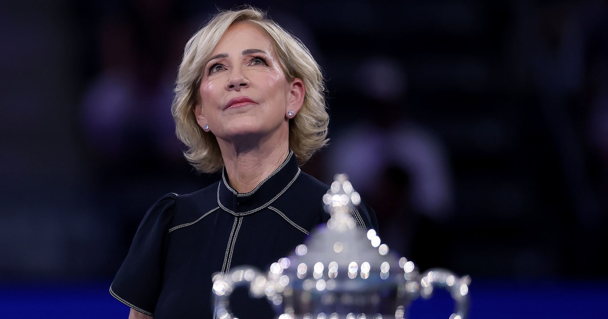 Tennis legend Chris Evert reveals ovarian cancer has returned for the third time