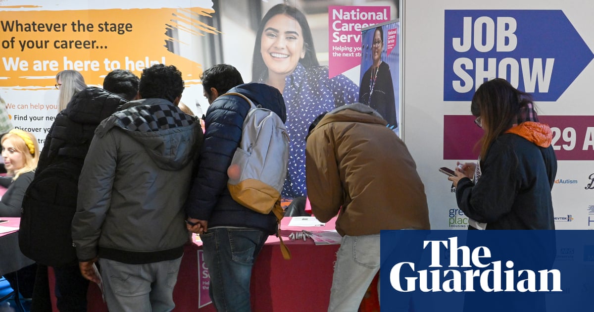UK unemployment rate falls to 4.9% and wages grow more than expected | UK unemployment and employment statistics