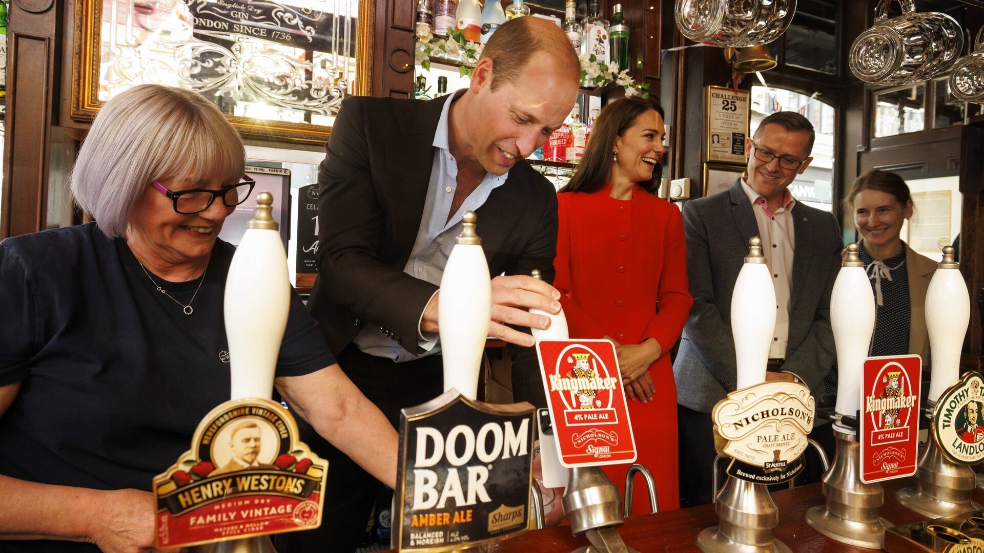 Prince William donates £1,000 to help rescue a struggling village pub