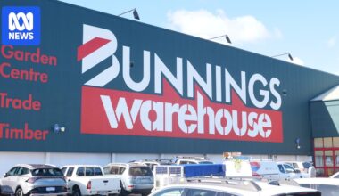 Why Bunnings's plan to move 10km from Bunbury has become a 'red hot' political issue