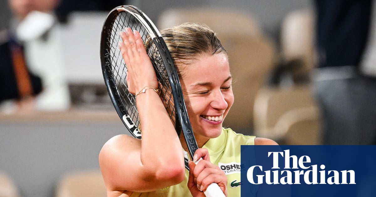 Chwalinska makes history after stunning Shnaider to reach French Open final | French Open 2026