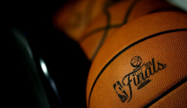 NBA Finals: Iconic Larry O'Brien Trophy decal returning to Knicks, Spurs courts for first time since 2009