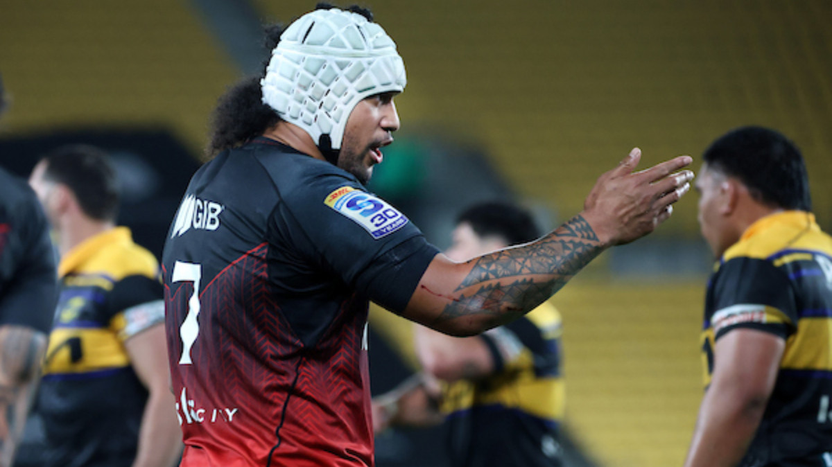 Fainga'anuku out of rugby with leg fracture