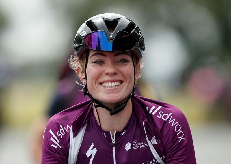 Cycling: Cycling-Vollering says daring to lose helped her win women's Giro