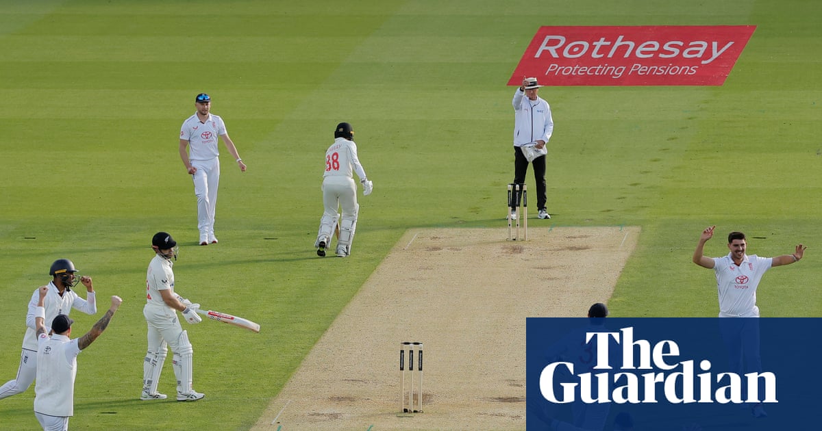 England grab initiative with late wickets after Gay half-century proves pivotal | England v New Zealand 2026
