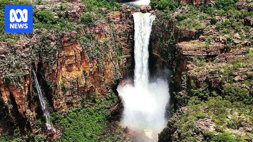 Kakadu's Jim Jim and Twin Falls to stay closed throughout NT's peak tourism season