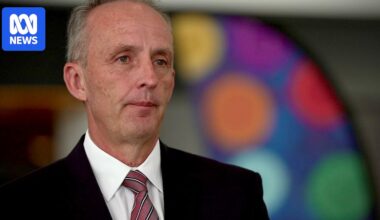 South Australia's Electoral Commissioner Mick Sherry resigns
