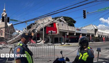 Philippines: Buildings collapse in Philippines and tsunami evacuations ordered after powerful earthquake