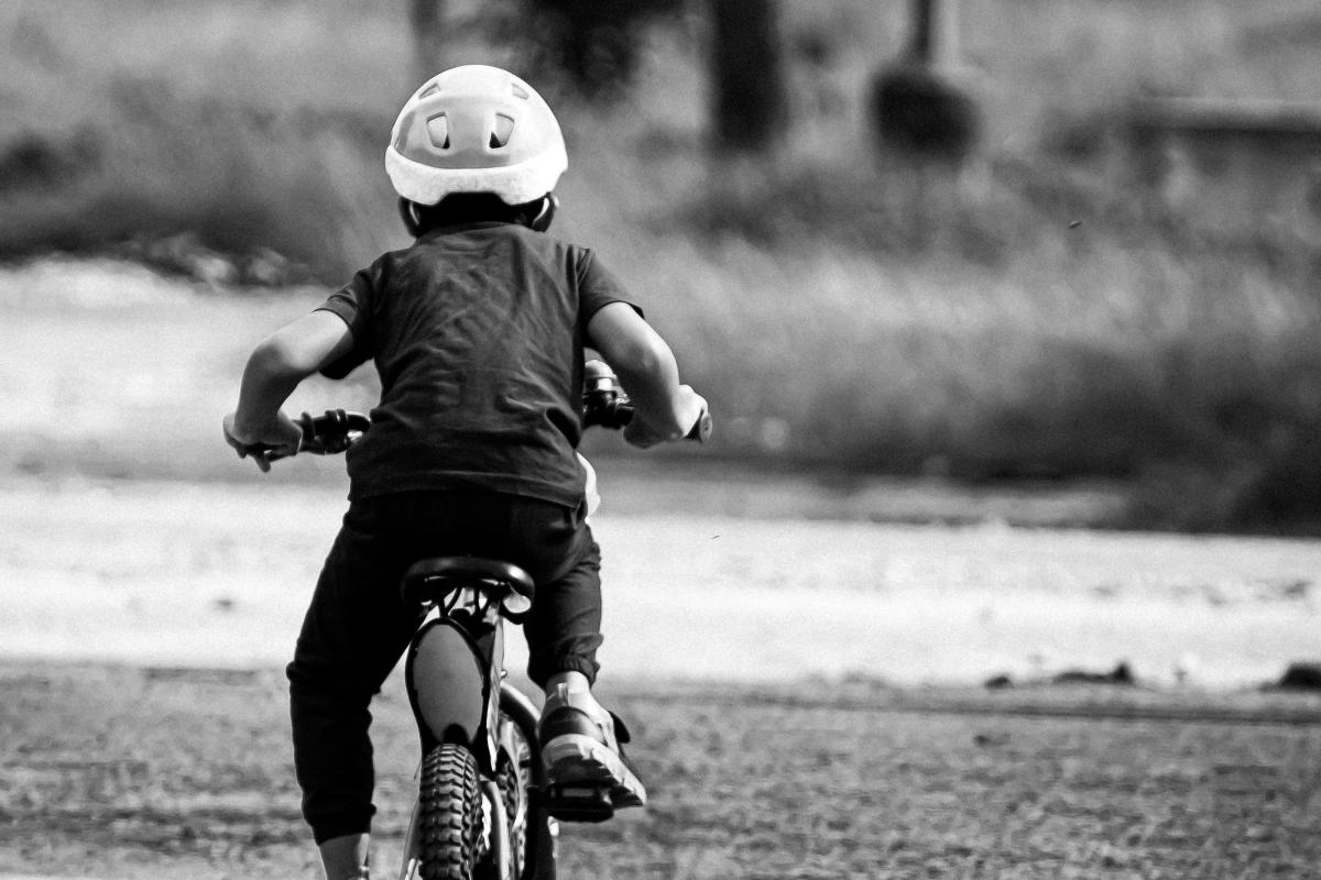 Cycling lessons for children at sports centre in Greenock this summer