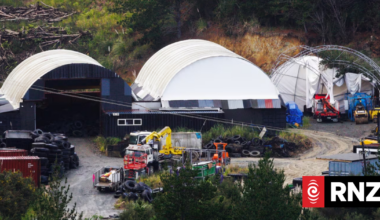 Whangārei plastic burning hearing against Warren Sinclair raises questions over NZ recycling reality