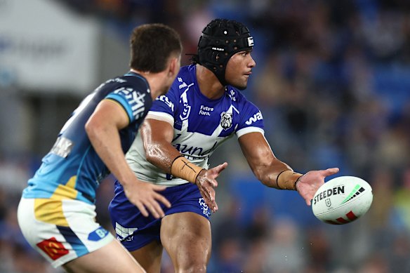 Bulldogs captain Stephen Crichton leads his team to a third straight win.