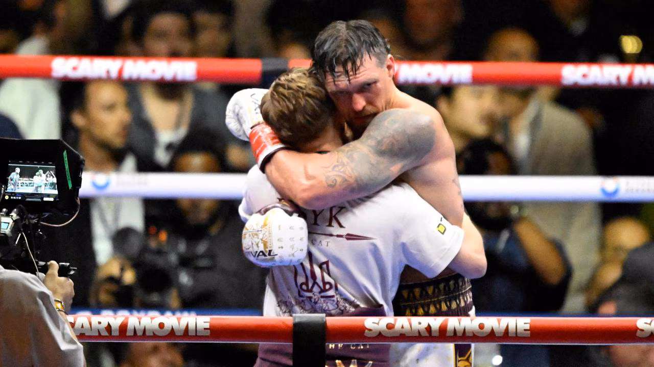 Boxing bombshell as icon Oleksandr Usyk drops video message