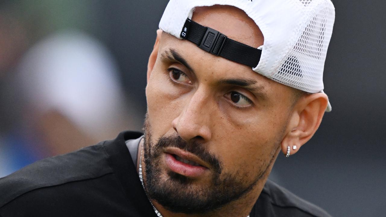 Kyrgios scolds chair umpire over unwritten rule as his tennis comeback stalls