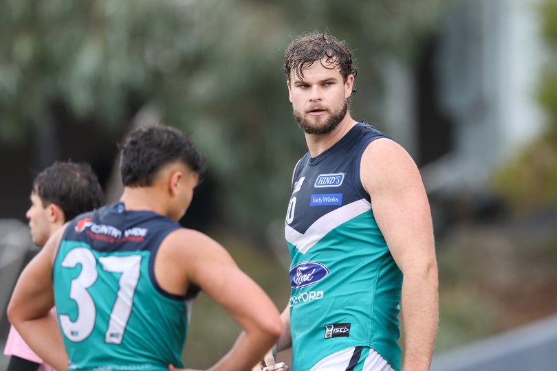 Sean Darcy will spend at least one more week in the WAFL.