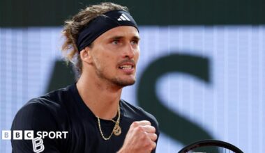 Alexander Zverev celebrates at the 2026 French Open