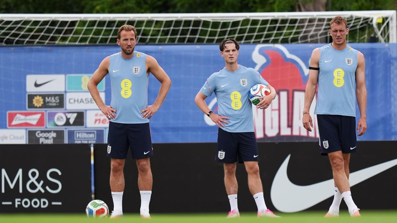 Superstars’ boots stolen, balls gone as England’s preparation thrown into disarray — World Cup Daily