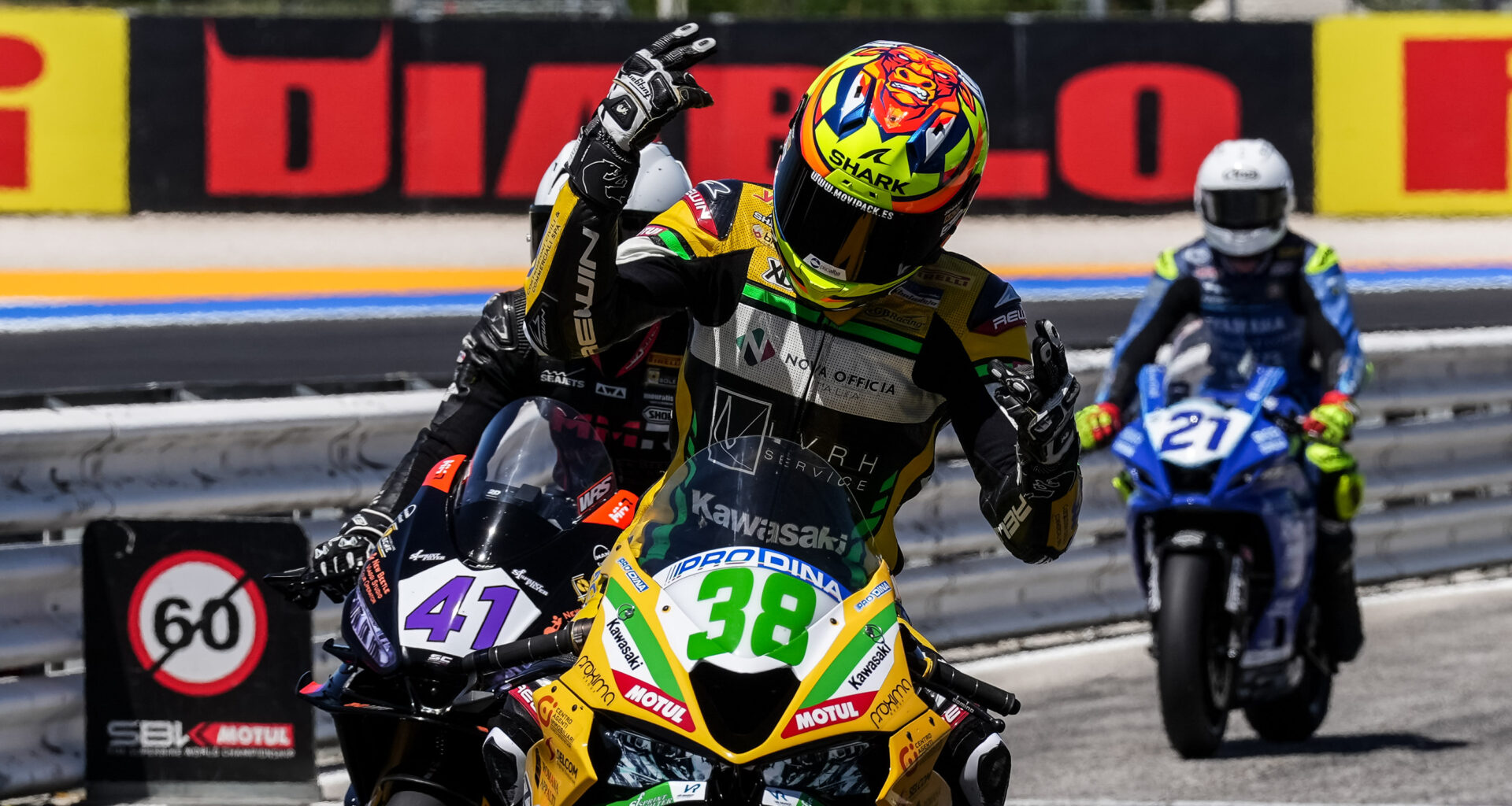 SUPERPOLE SURPRISE: Salvador makes it three WorldSPB poles in a row, wildcard Bianchi P2 despite crash