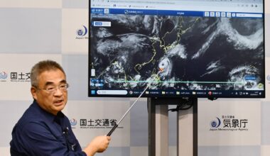 Tropical Storm Jangmi set to lash wide area of Japan