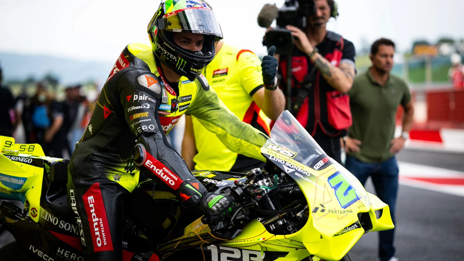MotoGP’s expected departures leave WorldSBK’s 2027 rider market wide open