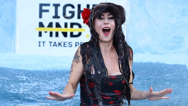 Amy Shark went down as Amy Winehouse. 
