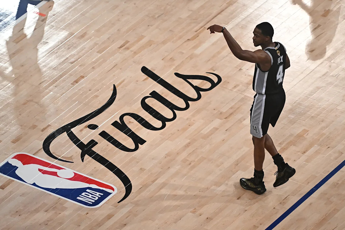 As Game 4's collapse showed, the Spurs have a De'Aaron Fox problem