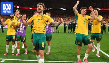 World Cup: Socceroos down Türkiye with Nestory Irankunda and Connor Metcalfe's wondergoals