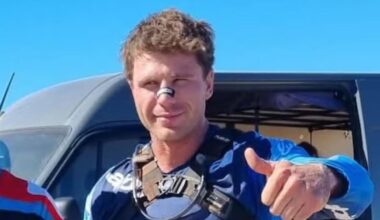 Grieving father pours heart out after son Matthew Bielefeld dies in Finke Desert Race